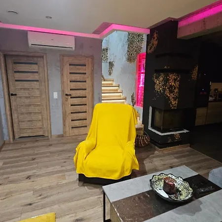 Dom W Stegnie Z Podgrzewanym Basenem I Jacuzzi 别墅 斯蒂格纳