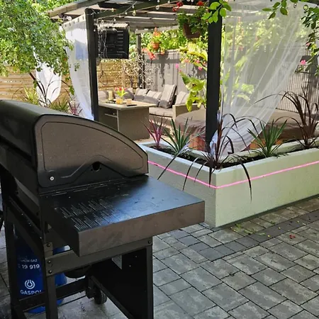 Dom W Stegnie Z Podgrzewanym Basenem I Jacuzzi * 斯蒂格纳